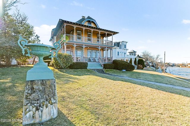 62 Lake Avenue, Ocean Grove, NJ 07756
