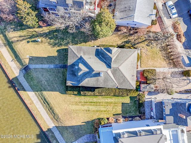 62 Lake Avenue, Ocean Grove, NJ 07756