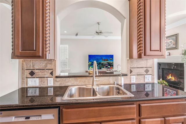 1243 Sopris Drive, Houston, TX 77077