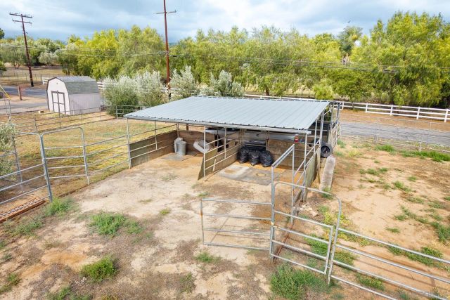 30720 Saddleback Rd, Valley Center, CA 92082
