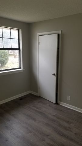 319 Grace St, Nashville, TN 37207