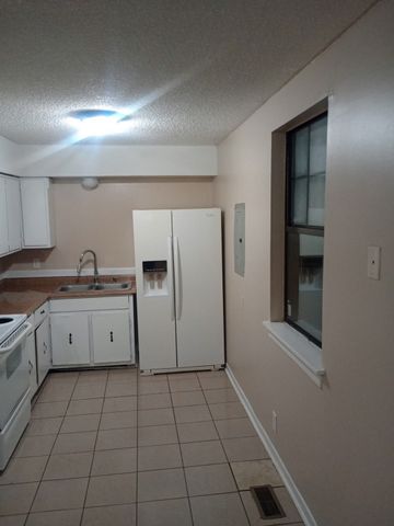 319 Grace St, Nashville, TN 37207