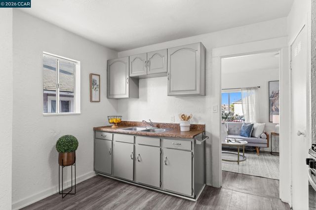 2612 75Th Ave, Oakland, CA 94605