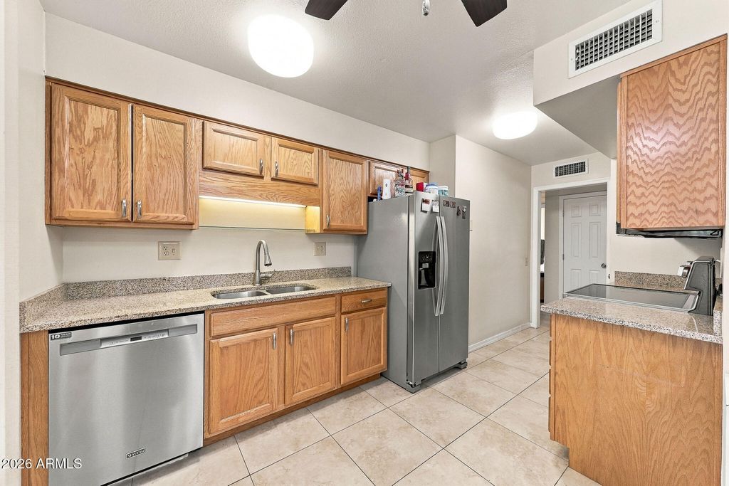 18406 N 96TH Avenue, Sun City, AZ 85373 — photo 4