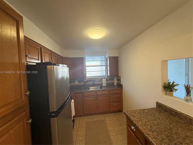 1400 Tallwood Avenue 103, Hollywood, FL 33021