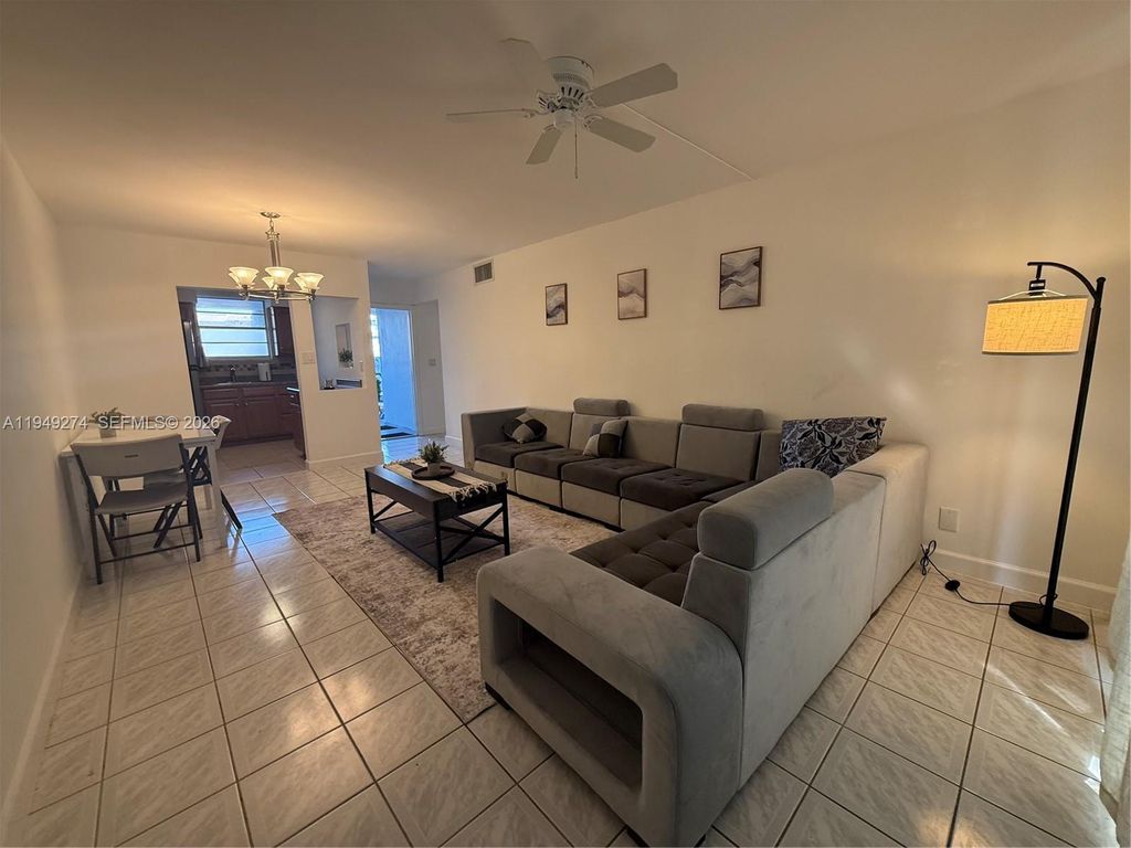 1400 Tallwood Avenue 103, Hollywood, FL 33021