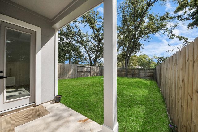 8420A Lanewood Drive, Houston, TX 77016