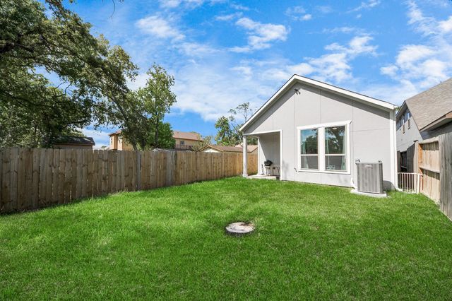 8420A Lanewood Drive, Houston, TX 77016