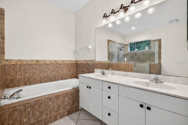 5791 GOLDEN GATE PARKWAY, Naples, FL 34116