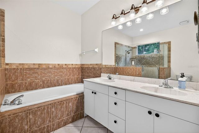 5791 GOLDEN GATE PARKWAY, Naples, FL 34116