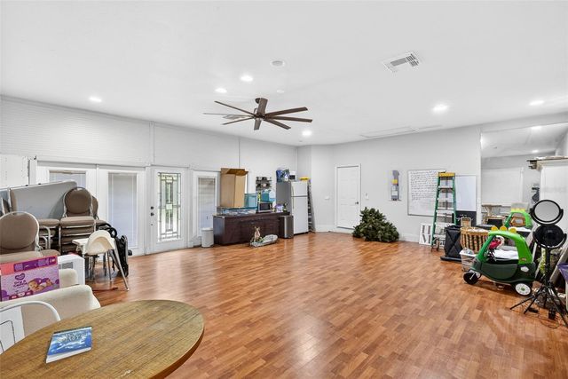 5791 GOLDEN GATE PARKWAY, Naples, FL 34116