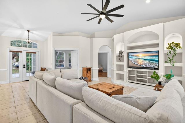 5791 GOLDEN GATE PARKWAY, Naples, FL 34116