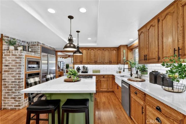 360 Riviera Drive, Lake Arrowhead, CA 92352