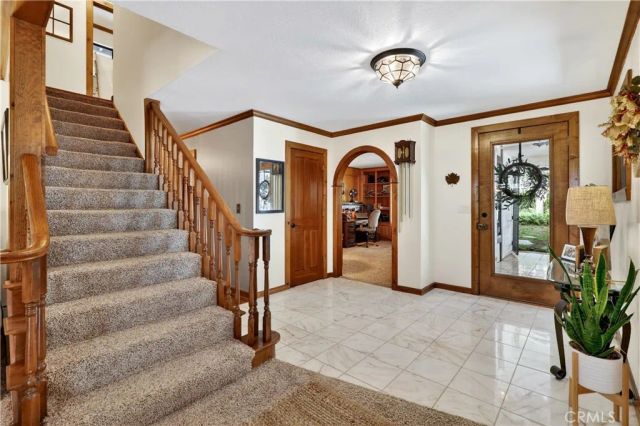 360 Riviera Drive, Lake Arrowhead, CA 92352