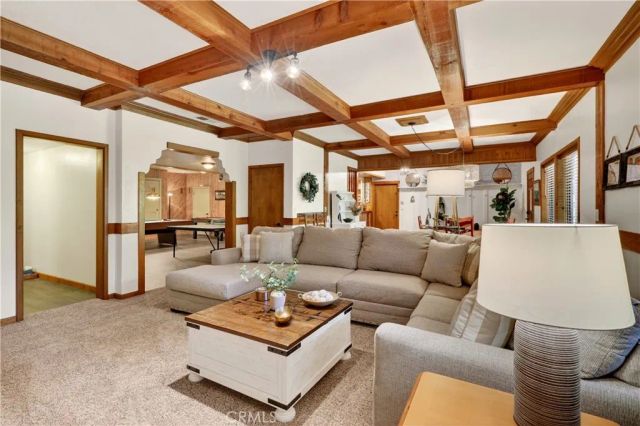 360 Riviera Drive, Lake Arrowhead, CA 92352