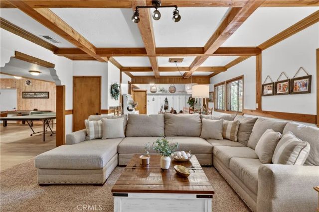 360 Riviera Drive, Lake Arrowhead, CA 92352