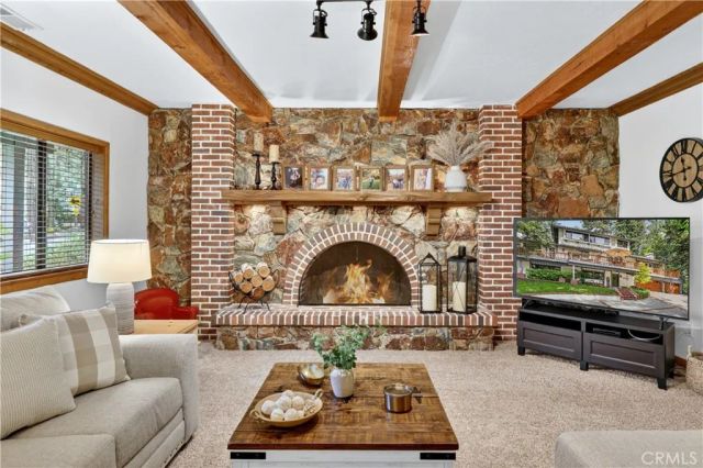 360 Riviera Drive, Lake Arrowhead, CA 92352