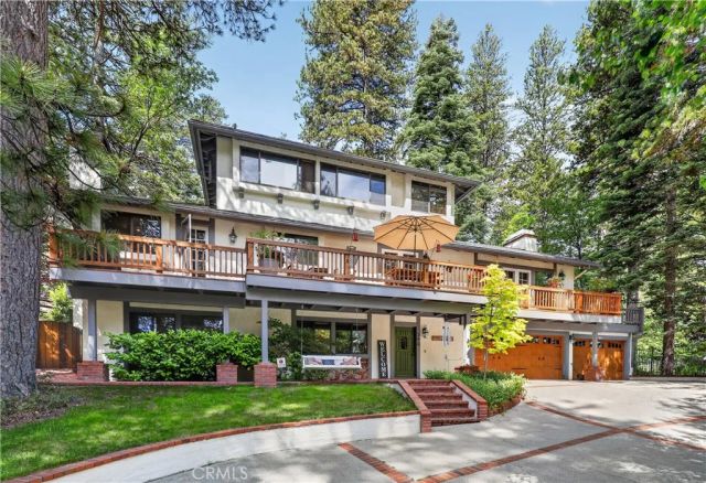 360 Riviera Drive, Lake Arrowhead, CA 92352