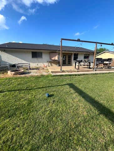 3420 Appletree Court, Forest Hill, TX 76140