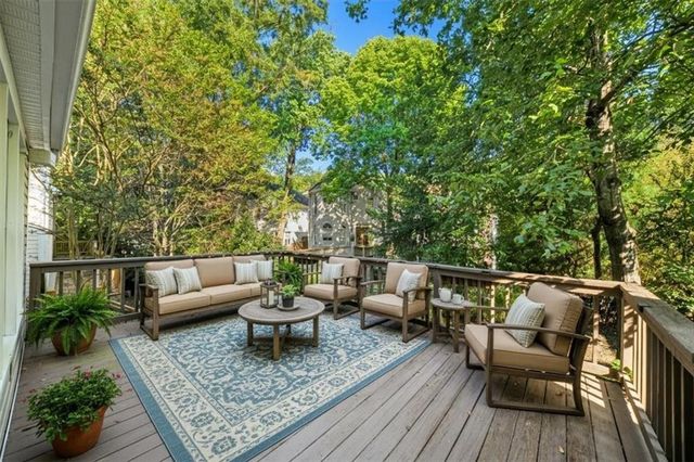 1160 Thornwell NE Drive, Brookhaven, GA 30319