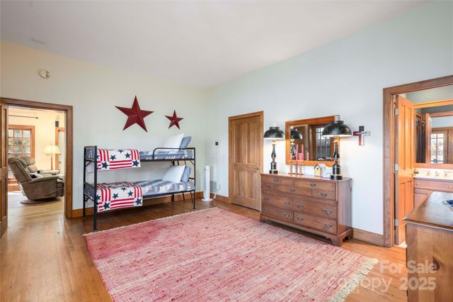 132 Red Bird Circle, Lake Toxaway, NC 28747