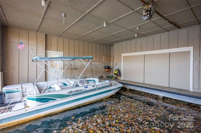 132 Red Bird Circle, Lake Toxaway, NC 28747