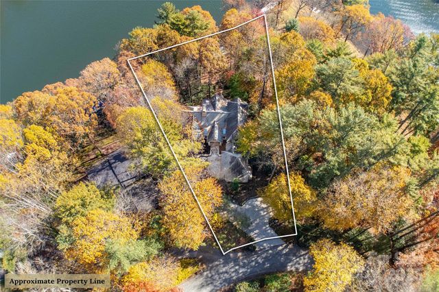 132 Red Bird Circle, Lake Toxaway, NC 28747