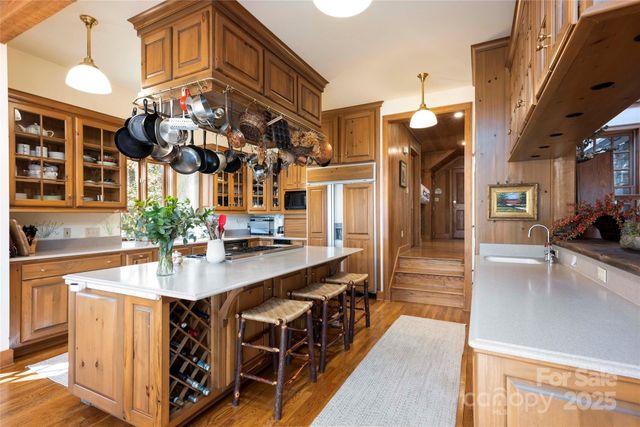 132 Red Bird Circle, Lake Toxaway, NC 28747