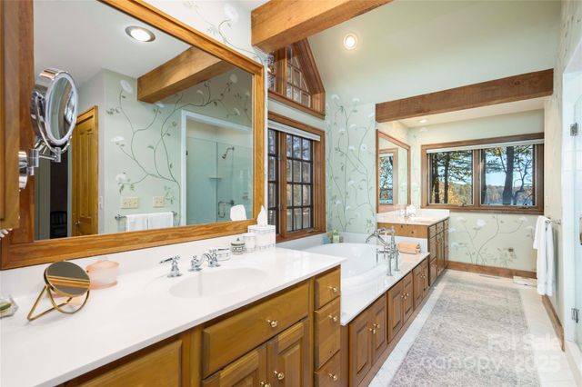 132 Red Bird Circle, Lake Toxaway, NC 28747