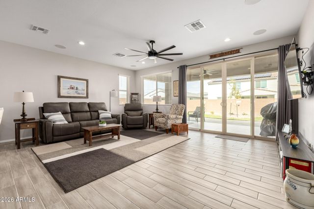 2054 E ENTORO Drive, Casa Grande, AZ 85122