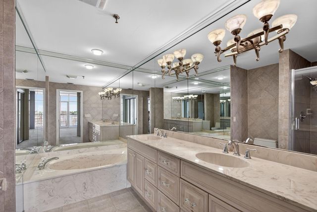 11390 Twelve Oaks Way 420, North Palm Beach, FL 33408