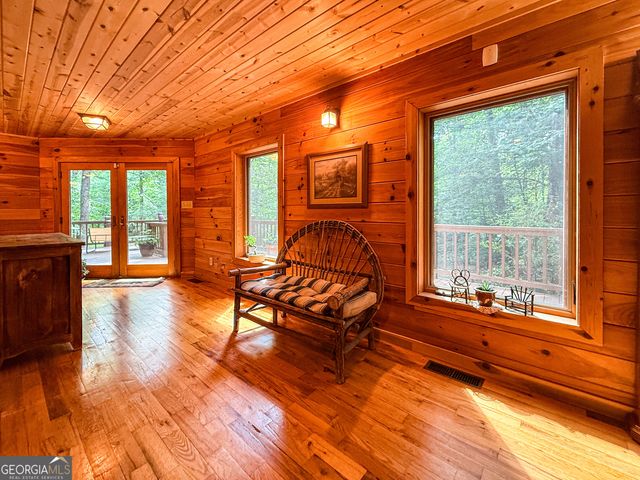 187 Still Water Way, Demorest, GA 30535
