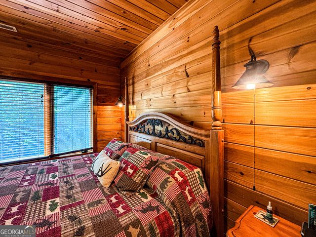 187 Still Water Way, Demorest, GA 30535
