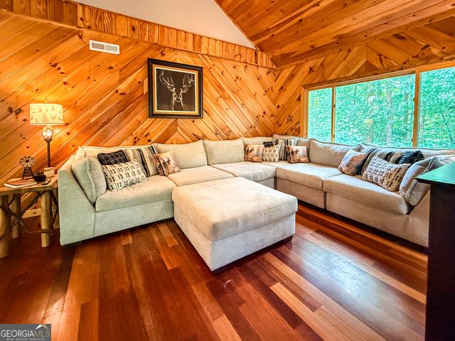 187 Still Water Way, Demorest, GA 30535