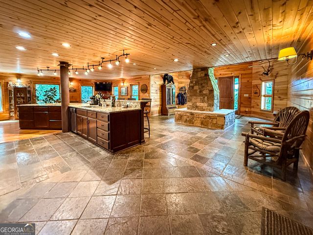 187 Still Water Way, Demorest, GA 30535