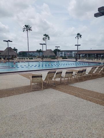 800 SW 137th Avenue 112 G, Pembroke Pines, FL 33027