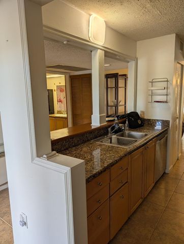 800 SW 137th Avenue 112 G, Pembroke Pines, FL 33027