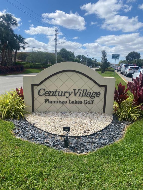 800 SW 137th Avenue 112 G, Pembroke Pines, FL 33027
