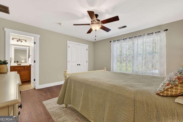 3 Westwood Lake Drive, Newnan, GA 30263