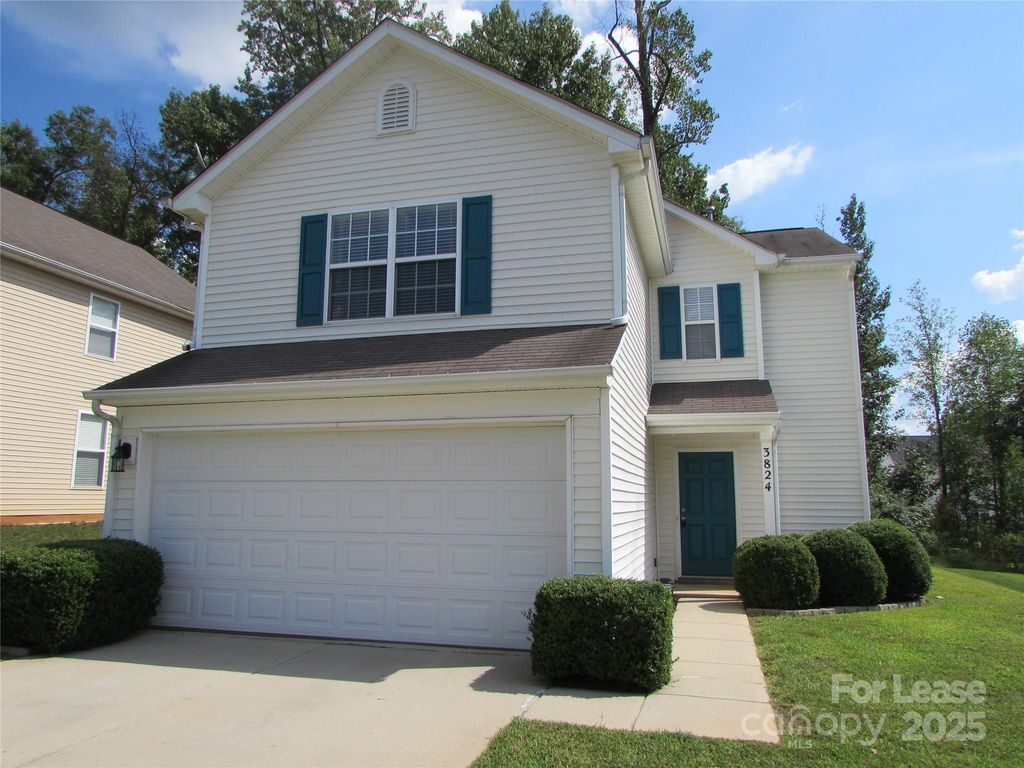3824 Pimilico Trace Lane, Charlotte, NC 28216