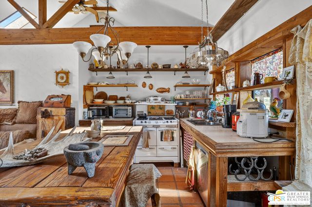 53408 Stud Valley Road, Pioneertown, CA 92268