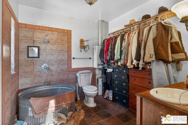 53408 Stud Valley Road, Pioneertown, CA 92268