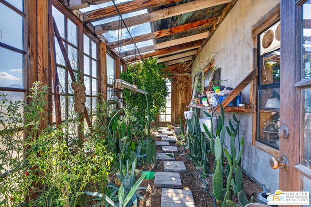 53408 Stud Valley Road, Pioneertown, CA 92268