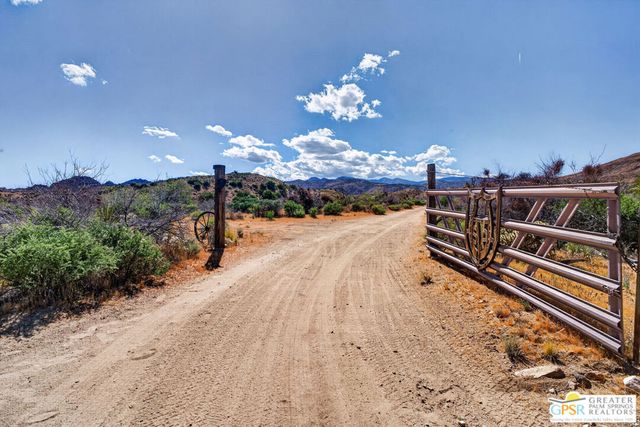 53408 Stud Valley Road, Pioneertown, CA 92268