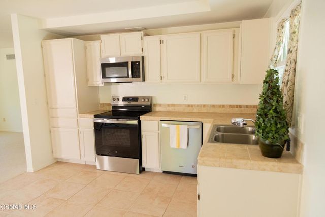1294 Knollwood Drive, Newbury Park, CA 91320