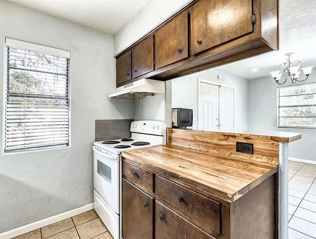 901 Glass DR A, Leander, TX 78641