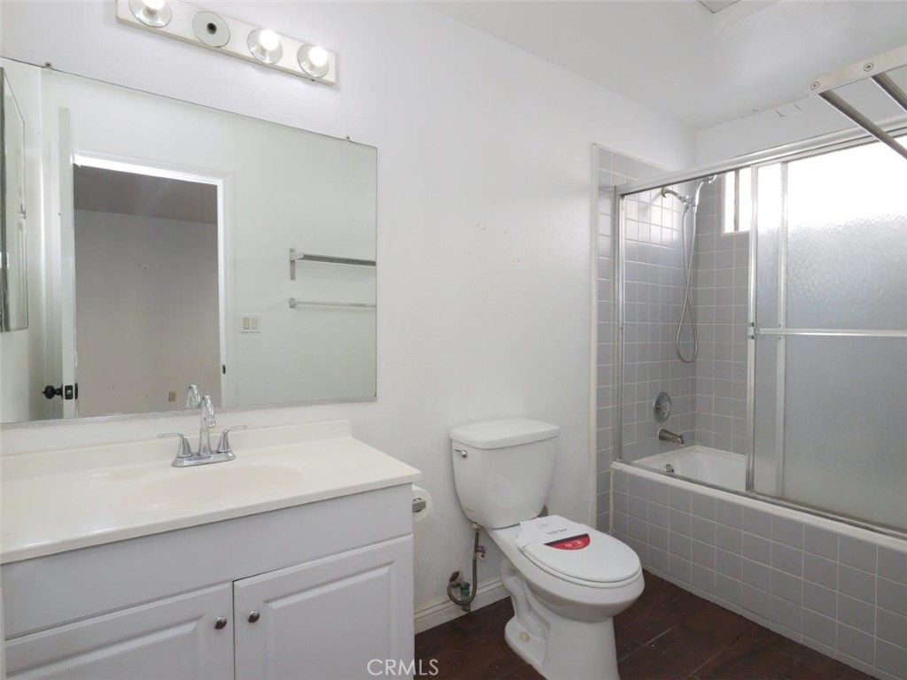 Image 11 of property listing at 3815 W 190th Street, Torrance, CA 90504