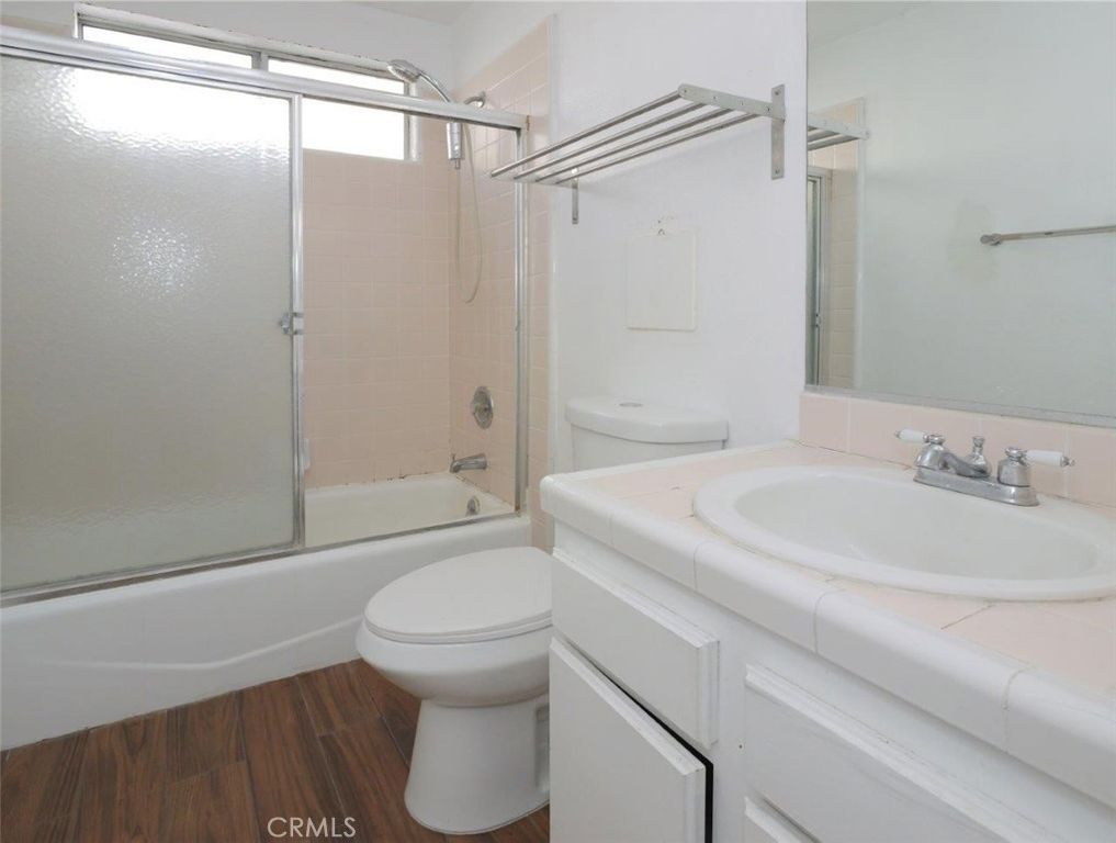 Image 15 of property listing at 3815 W 190th Street, Torrance, CA 90504