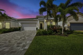 10332 Northbrook Circle, Palm Beach Gardens, FL 33412