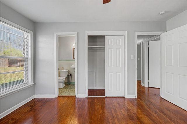 4909 Holmes Dr, Corpus Christi, TX 78411